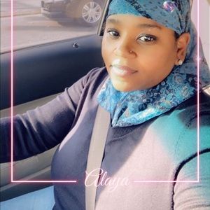 Meet your Posher, Alaya